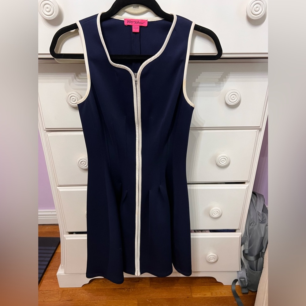 Betsy Johnson dress